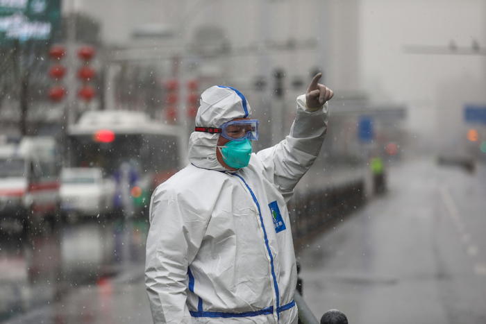 Coronavirus: aiuti sanitari per Pechino in volo da Brindisi