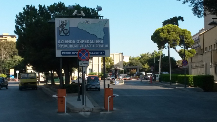 Donna picchiata per parcheggio a Palermo