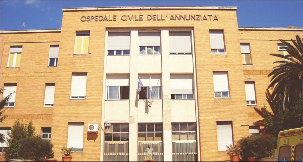 Ospedale di Cosenza al collasso, manca il personale