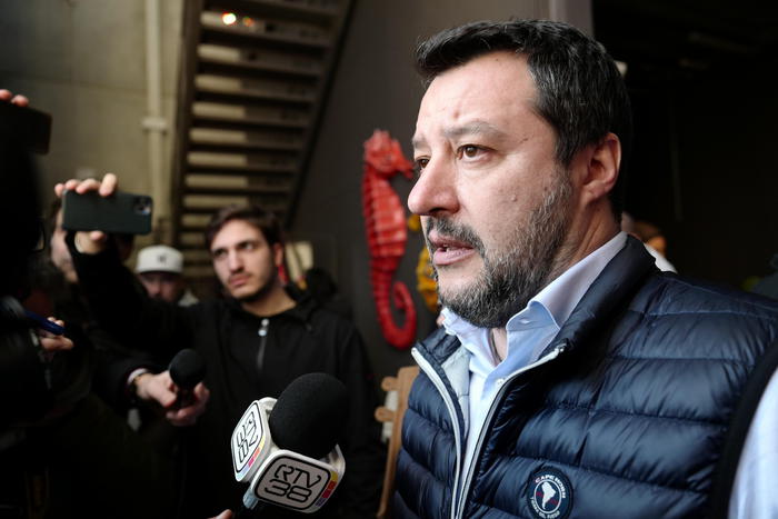 Coronavirus: Salvini, governo incapace