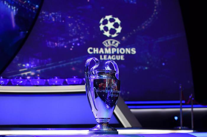 Uefa, stop completo a ottavi Champions e E. League