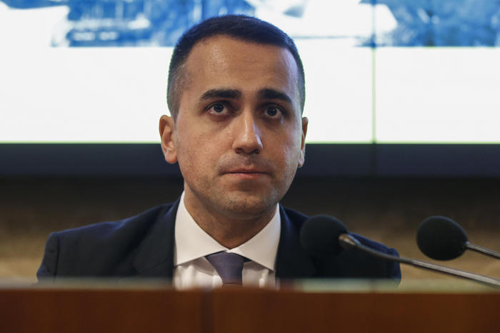 Di Maio: ‘Lavoriamo per riaperture Ue a turisti il 15/6’