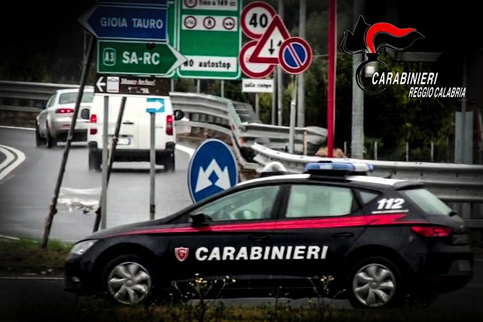 Stalking: perseguita ex compagna 19enne, arrestato 63enne