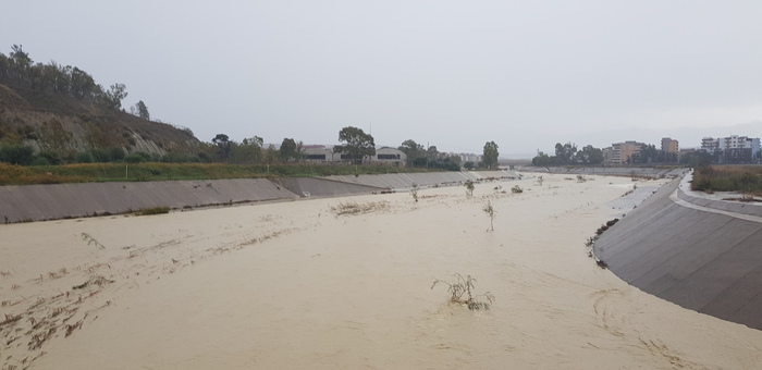 Maltempo: piove ancora a Crotone, bloccata statale 106