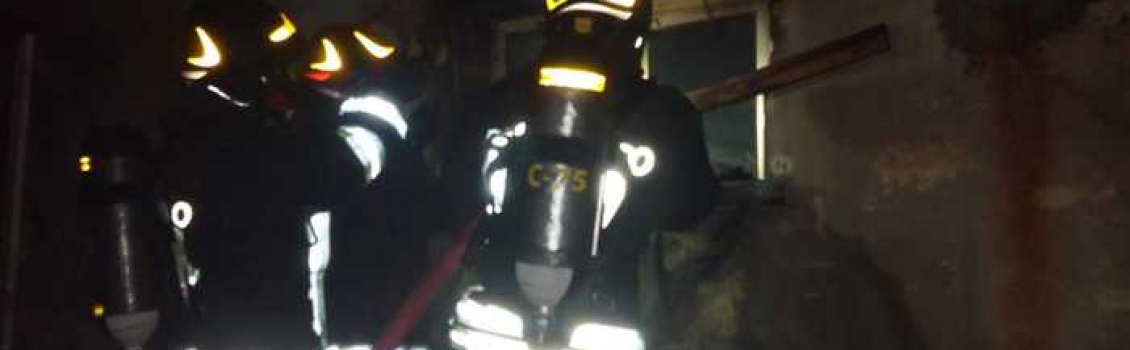 Appicca il fuoco in casa, 47enne muore nell’incendio