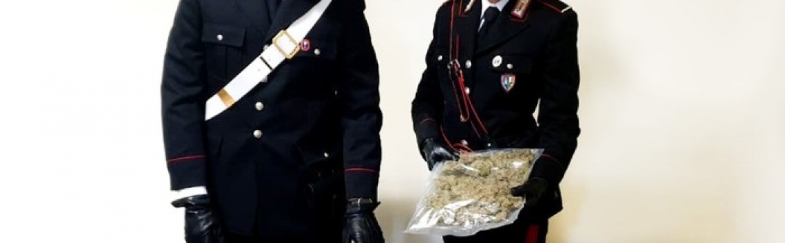 Droga: trovato con 1,8 kg marijuana, arrestato dai carabinieri