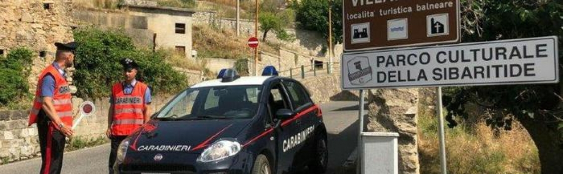 Droga: coltivava ed essiccava marijuana in casa, arrestato