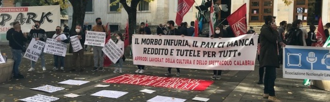 Dpcm: manifestazione lavoratori dello spettacolo a Cosenza