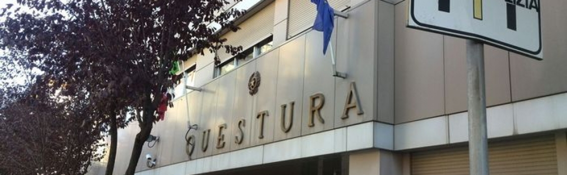 Cosenza, fabbricava passaporti falsi: arrestato un guineano