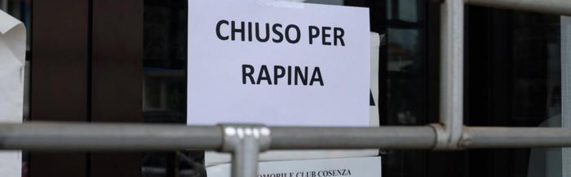 Rapina all’ufficio Aci di Cosenza,10 mila euro il bottino