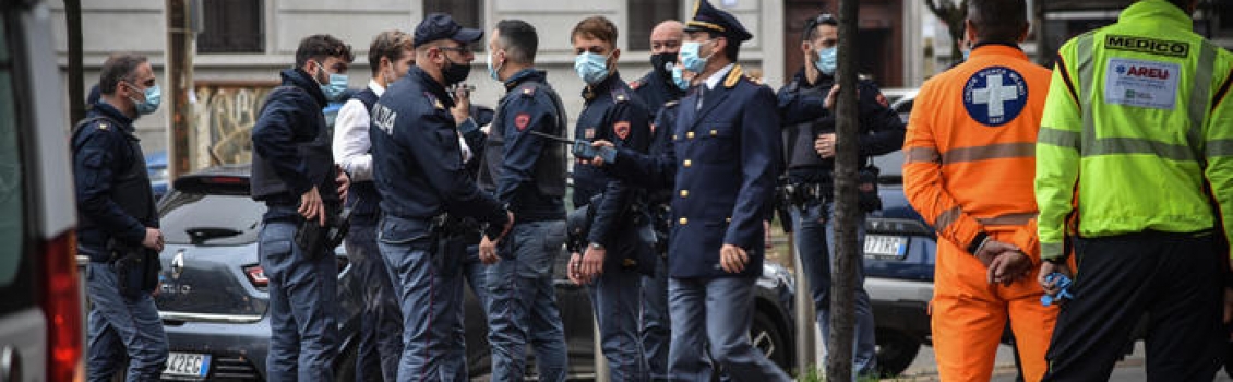 Blitz in banca a Milano, rapinatori scappati dalle fogne, ostaggi indenniBlitz in banca a Milano, rapinatori scappati dalle fogne, ostaggi indenni