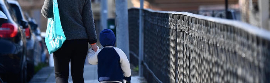 Viminale: sì alla camminata genitore-figlio, no al jogging