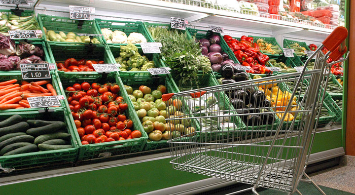 Istat: -10,5% ad aprile per le vendite al dettaglio, tiene il cibo
