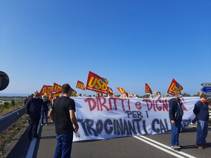 Protesta tirocinanti in Calabria,disagi a Lamezia Terme